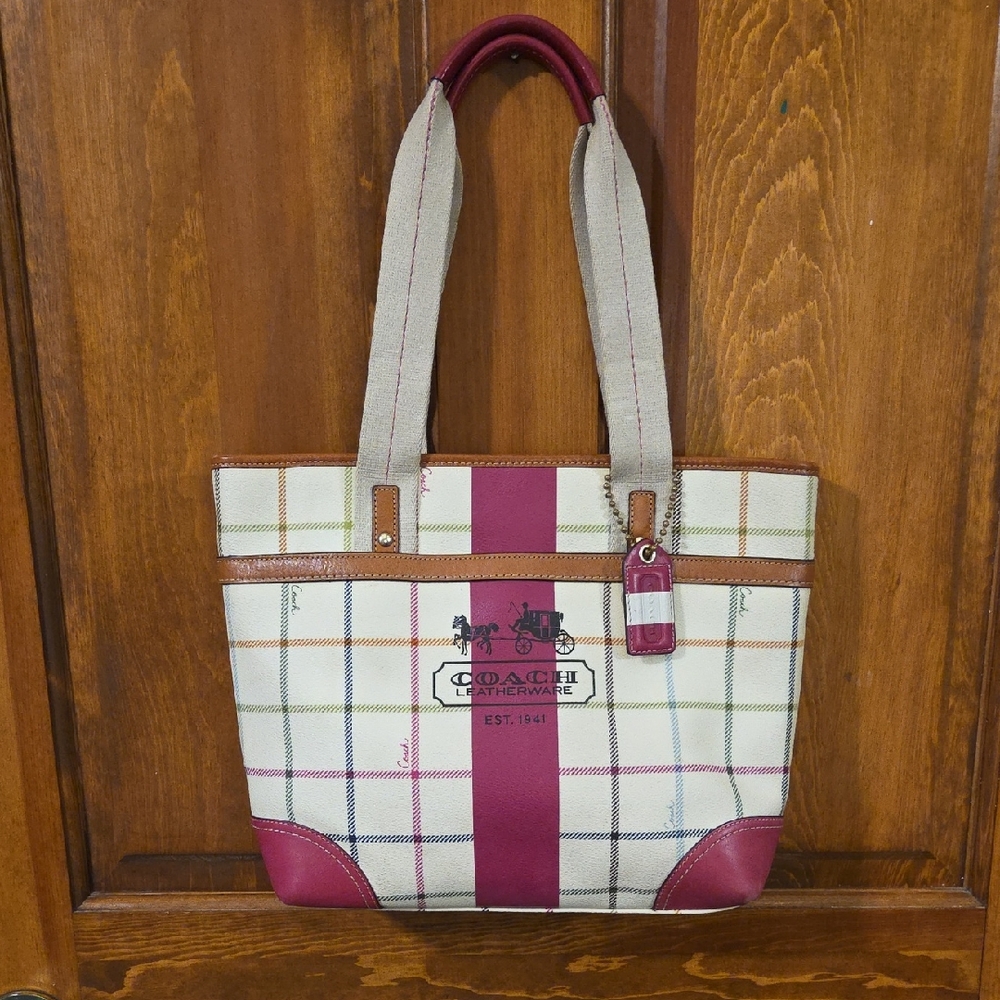 Coach Cream and Pink Tote Bag with Sophisticated Design